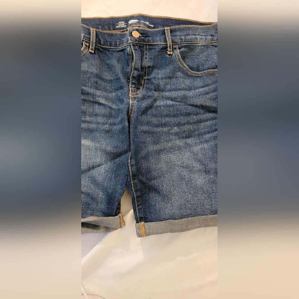 Old Navy jean shorts size 10
